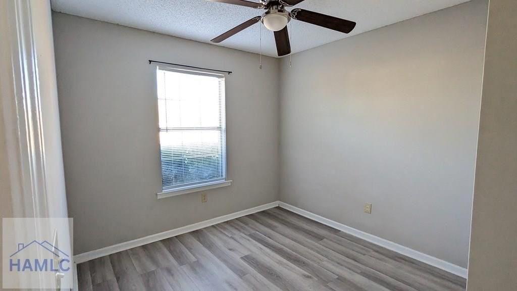 122 Crosby Dr - Photo 3 of 8