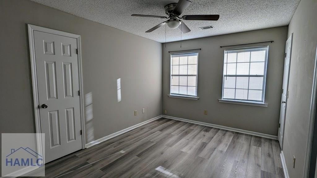 122 Crosby Dr - Photo 6 of 8
