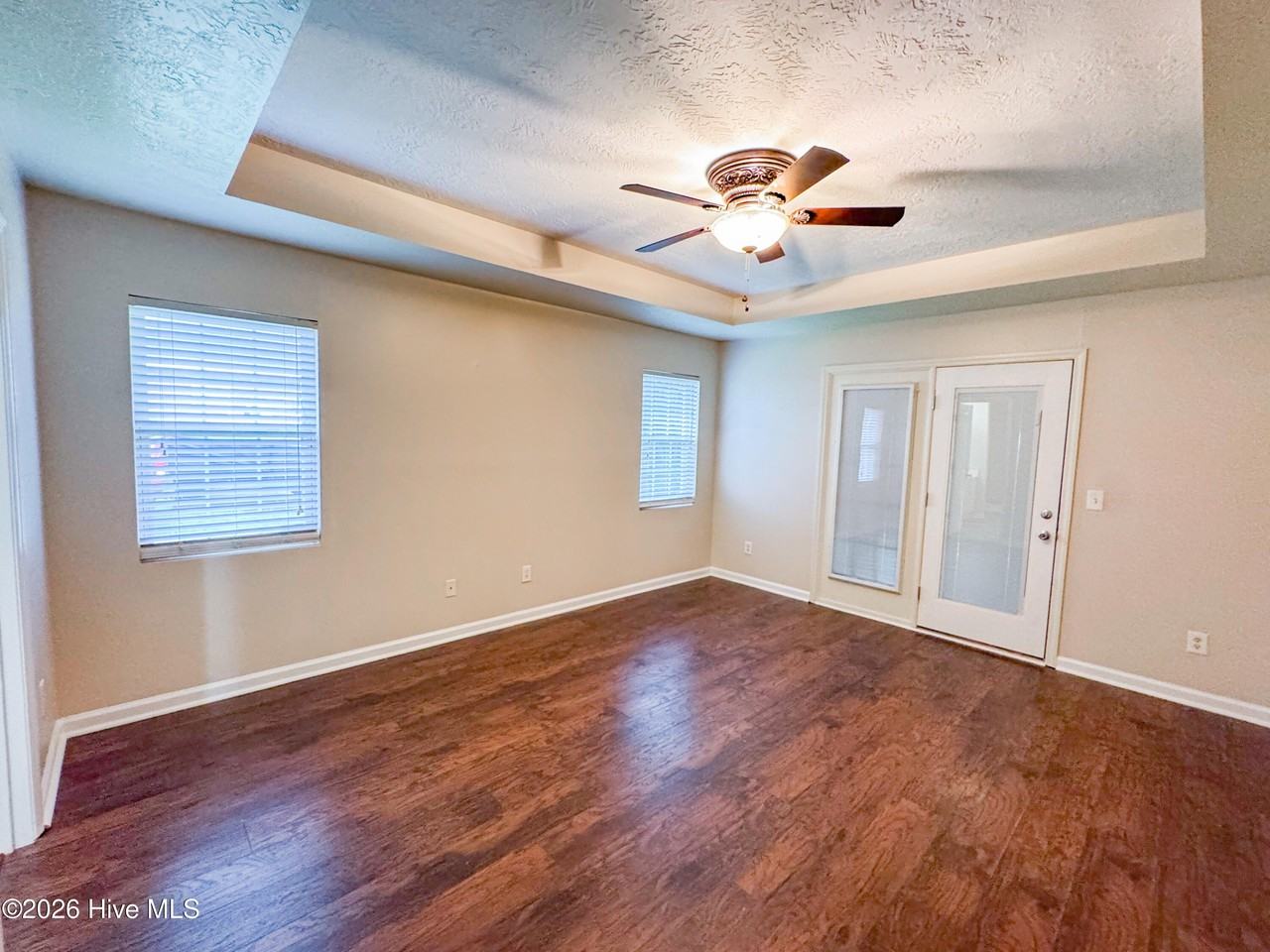 2928 Arrowwood Cir - Photo 2 of 17