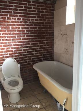 1151 N Front St - Photo 2 of 6