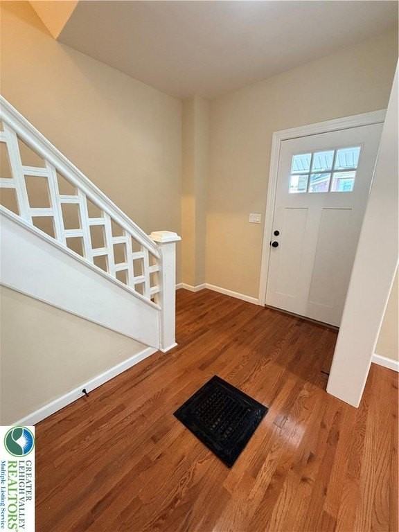 1825 Freemansburg Ave - Photo 2 of 50