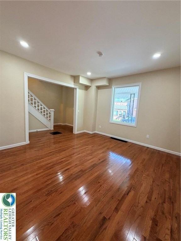 1825 Freemansburg Ave - Photo 3 of 50
