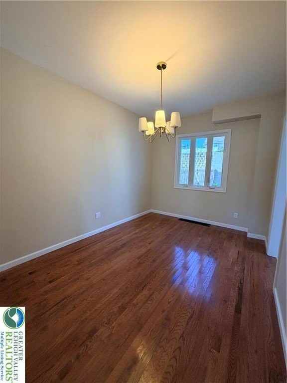 1825 Freemansburg Ave - Photo 6 of 50