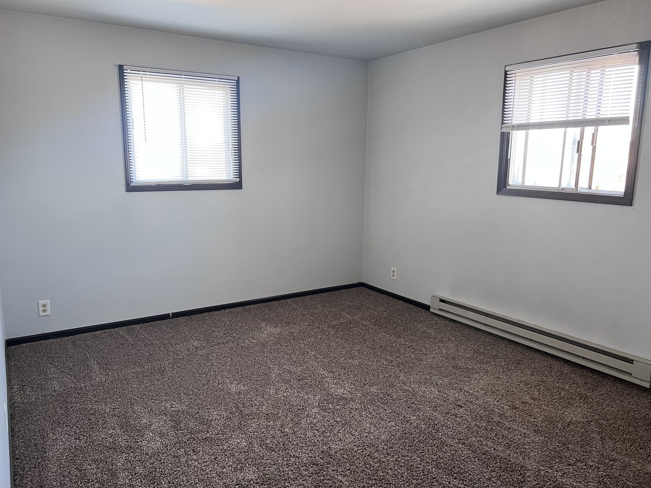 3245 Packer Drive - Photo 6 of 8
