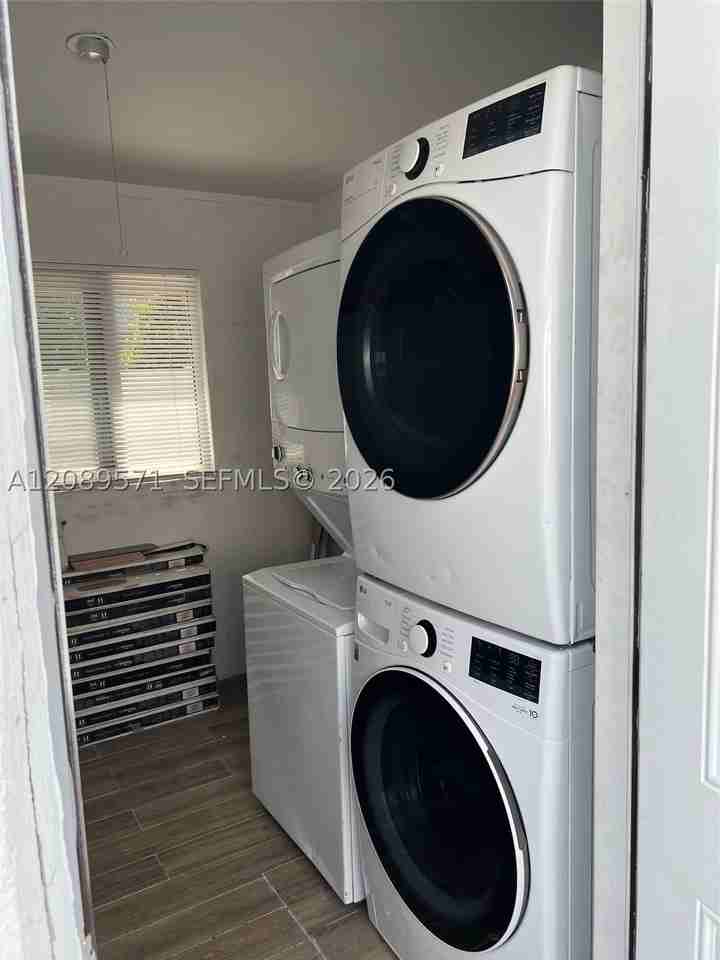 1818 Sherman St #2 - Photo 7 of 7