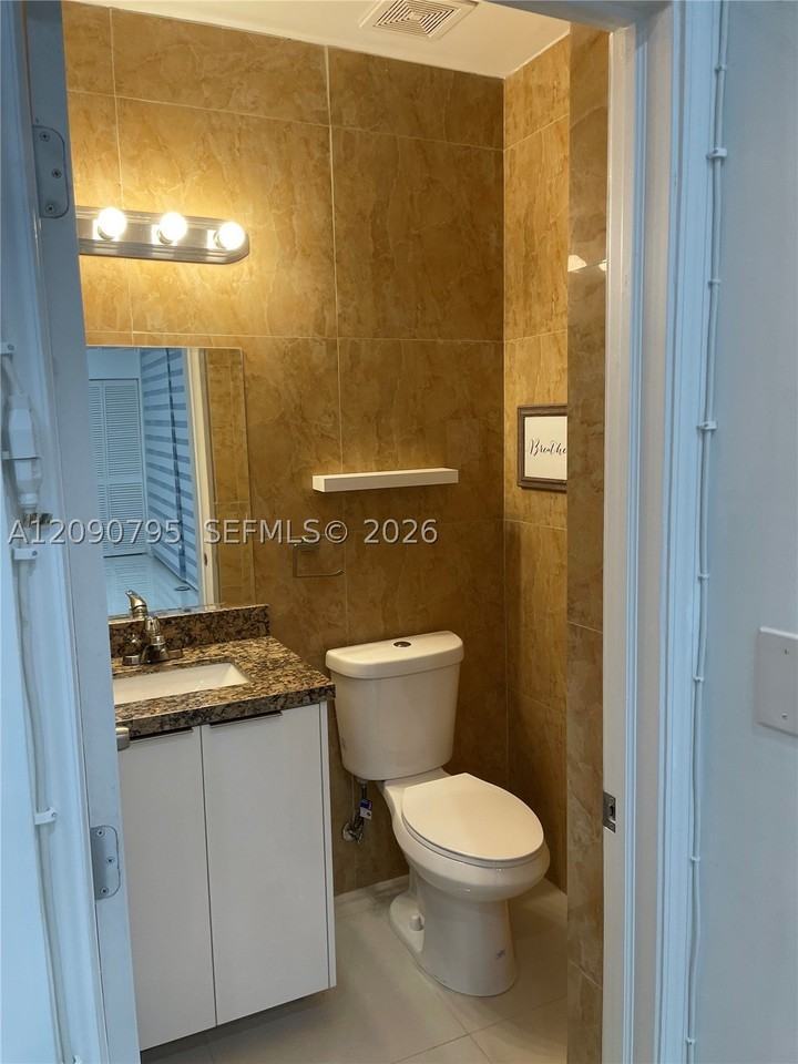 2300 Nw 7th St #104 - Photo 6 of 12