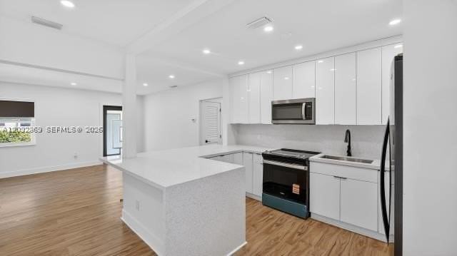1010 Ne 138th St #1 - Photo 6 of 15