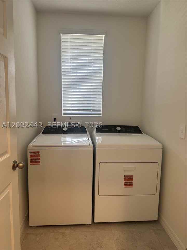 3889 Giorgio Dr #0 - Photo 2 of 33