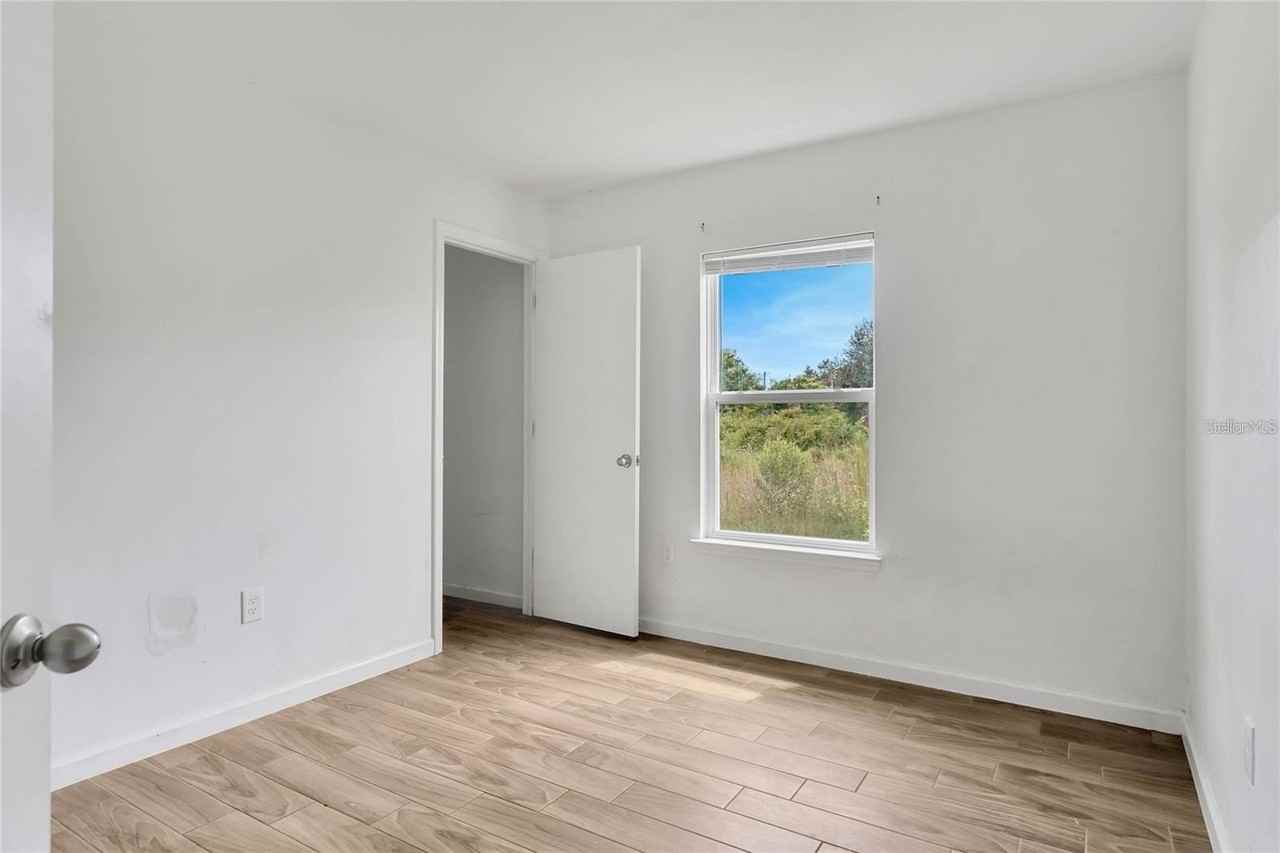 808 Abbeville Ct #B - Photo 6 of 8