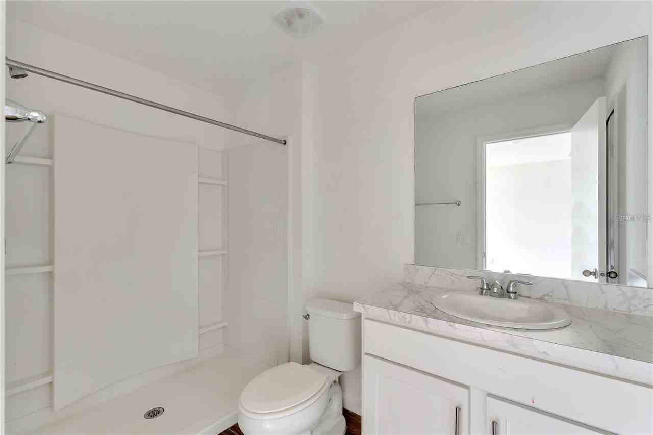 808 Abbeville Ct #B - Photo 7 of 8