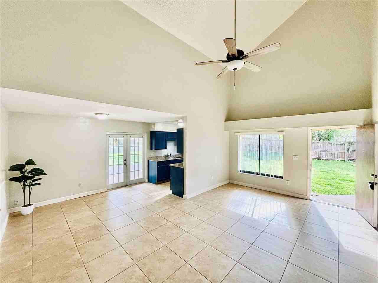12236 Fox Hound Ln - Photo 4 of 16