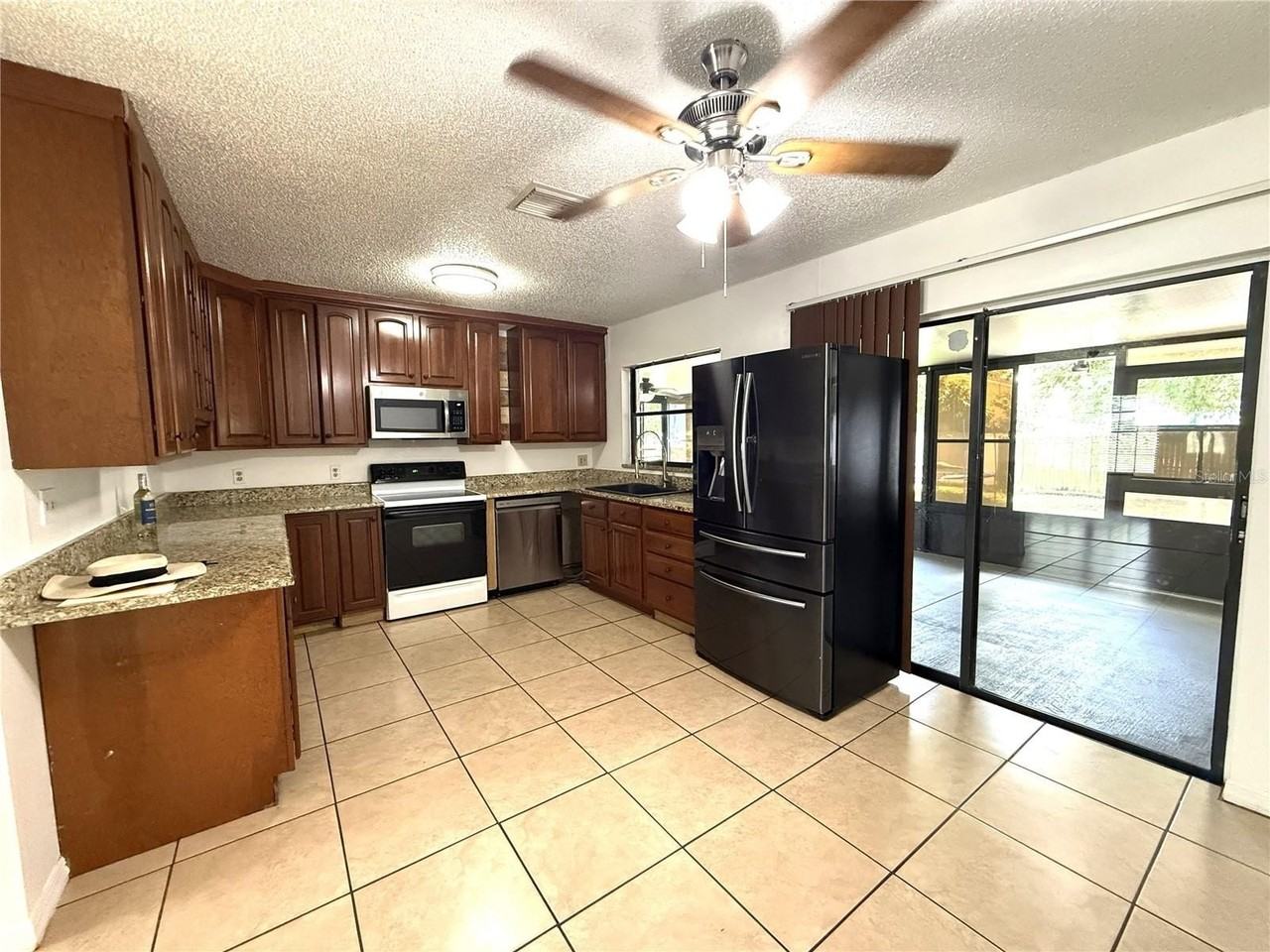 2944 58th Ave N - Photo 6 of 23