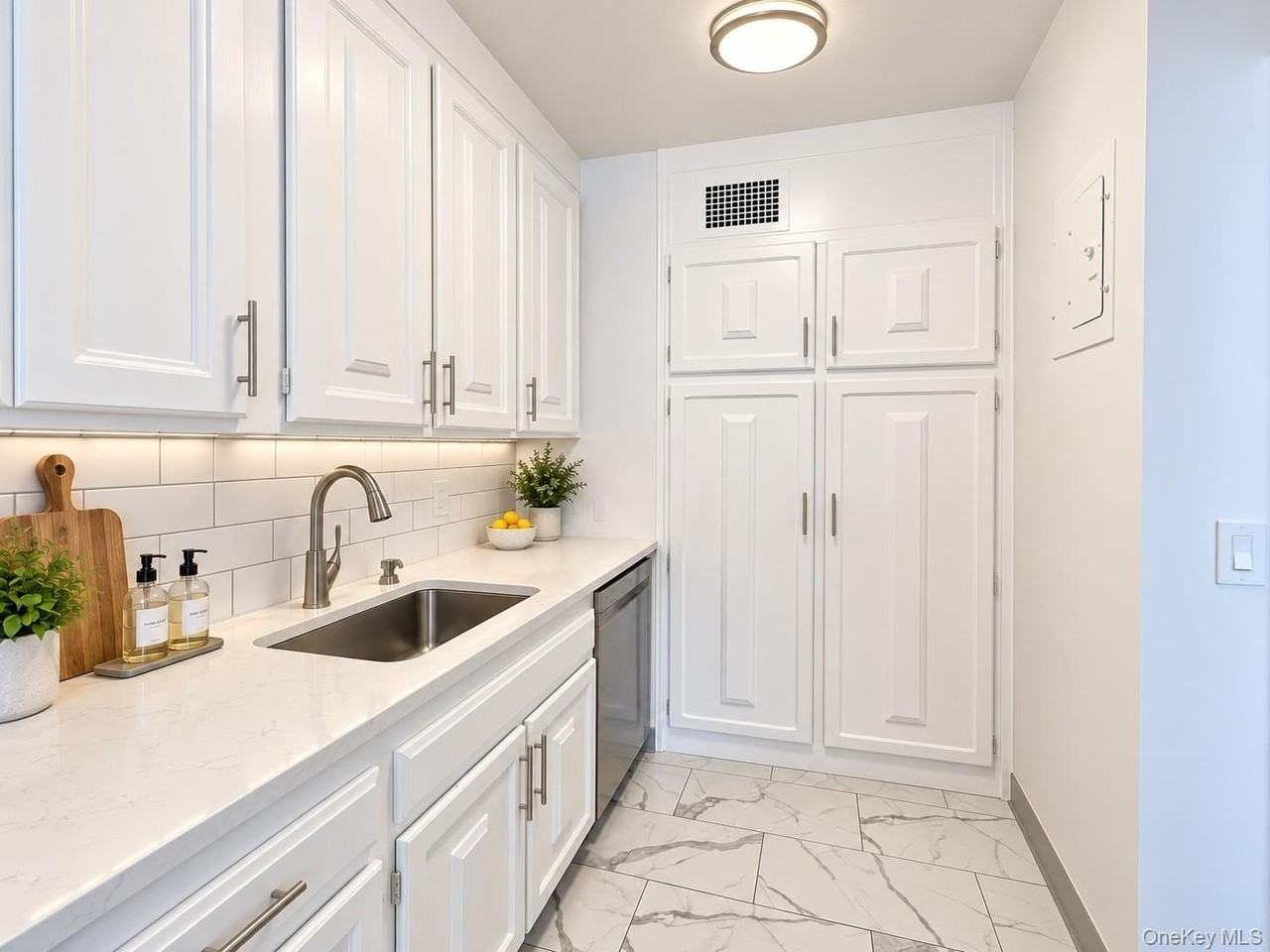 30 Lake St #8D - Photo 4 of 11