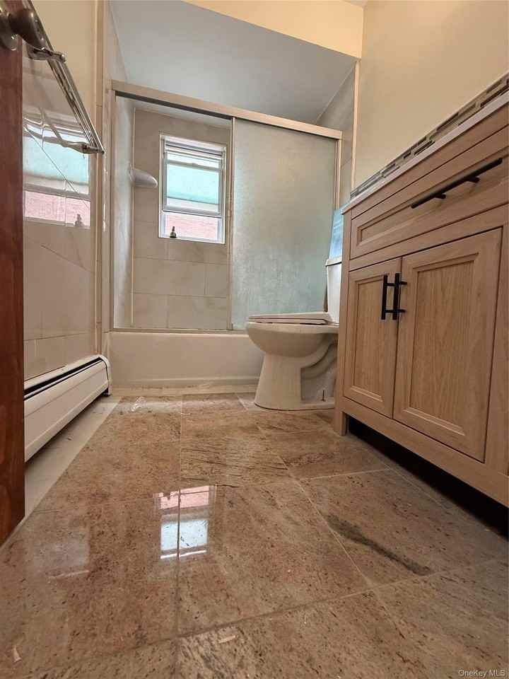 164 84 Ave - Photo 6 of 12