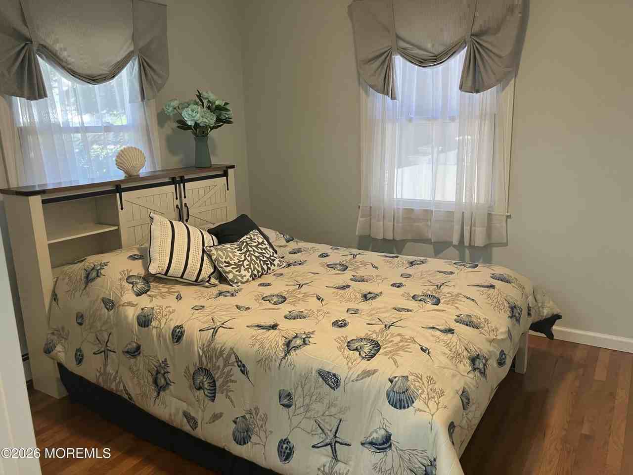 210 Laurel Ct - Photo 6 of 20