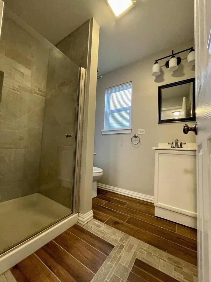 245 Healy Ave - Photo 7 of 9