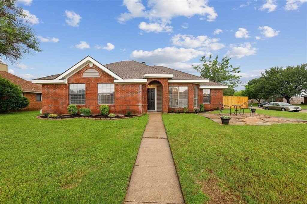 400 Azalea Dr