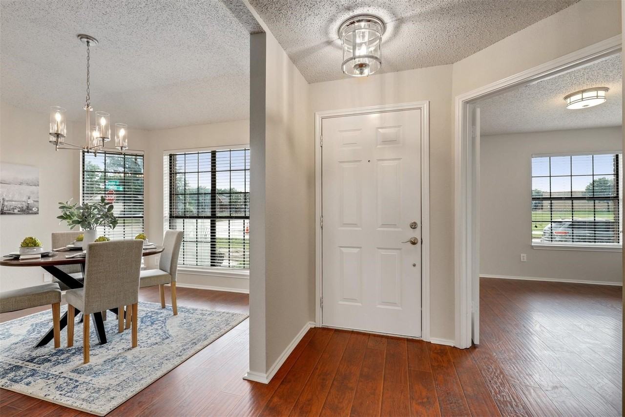 400 Azalea Dr - Photo 2 of 21