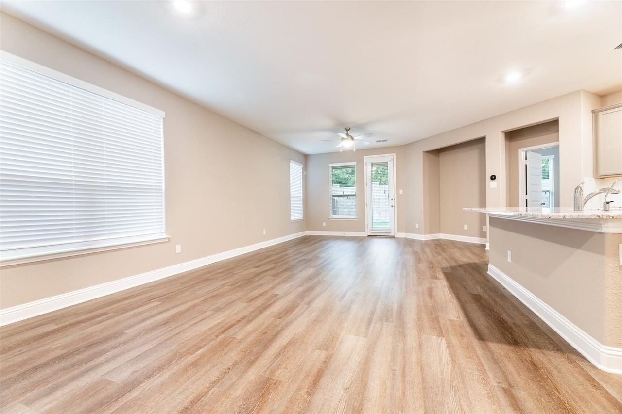 1532 Turf Ln - Photo 6 of 22