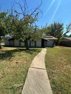 3614 Skyline Dr - Photo 2 of 11