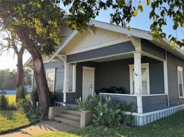 featured image of 204 W Westhill Dr