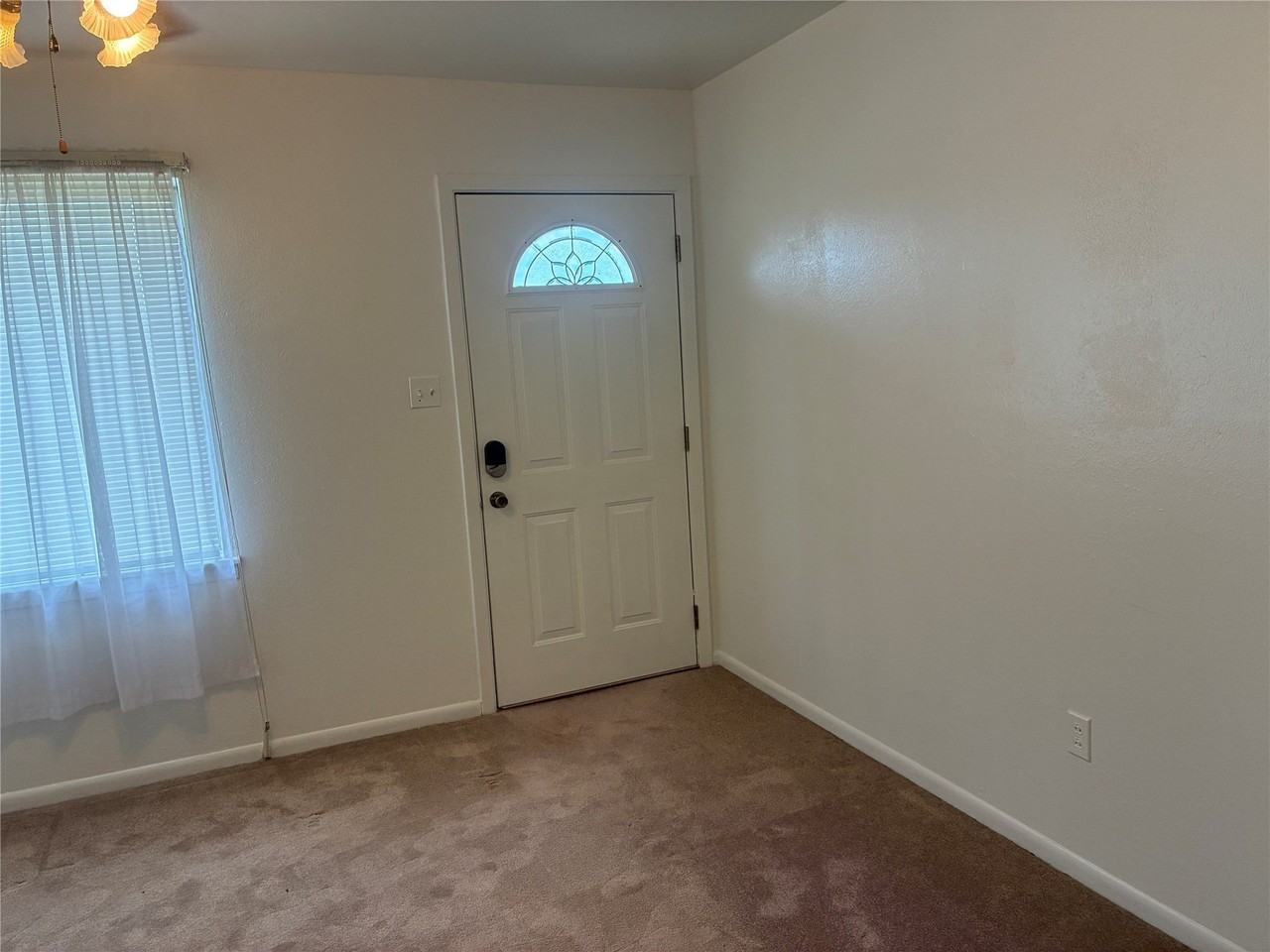 4416 Highway 171 - Photo 2 of 24