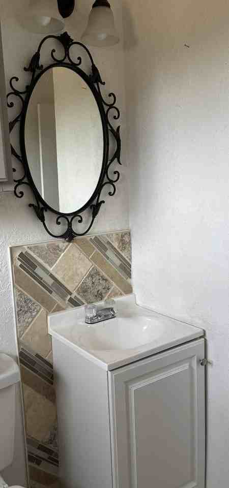 701 Sw 46th St - Photo 6 of 10