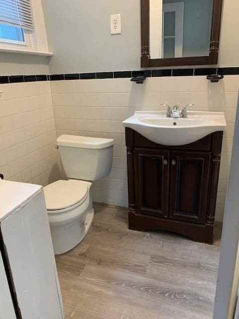 3912A 214th Pl #2R - Photo 4 of 8