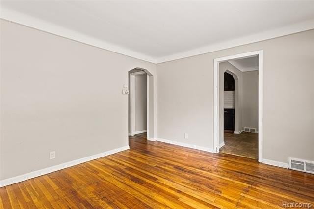 20163 Bramford St - Photo 5 of 26