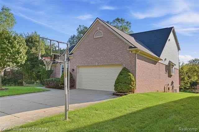1625 Emerald Pines Dr - Photo 3 of 50