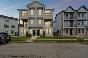 featured image of 2305 Benbrook Blvd #1