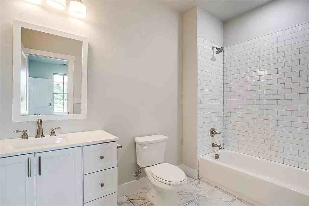 2305 Benbrook Blvd #1 - Photo 3 of 12