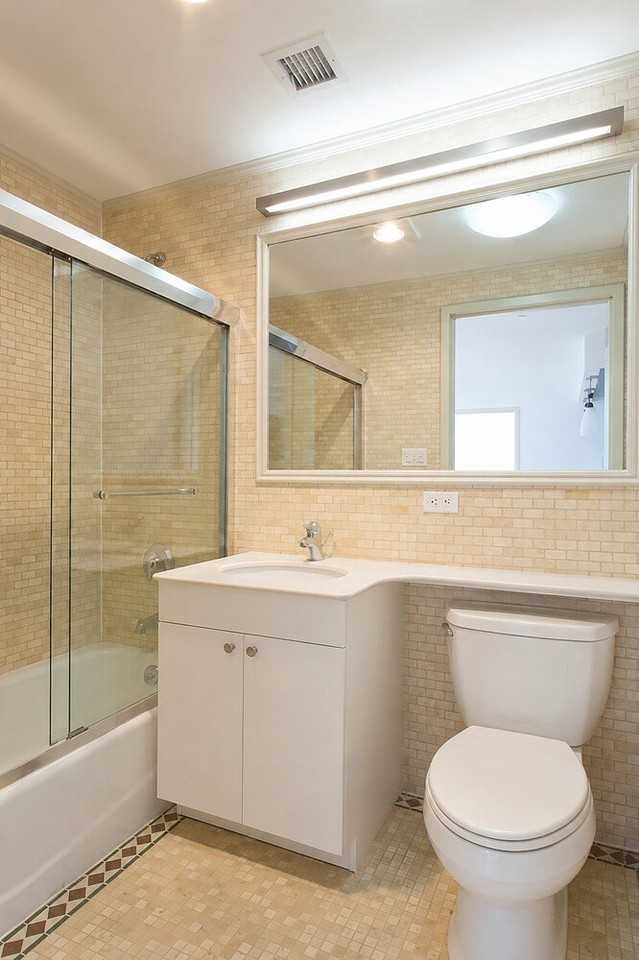 1635 Lexington Ave Apt 8d - Photo 5 of 10
