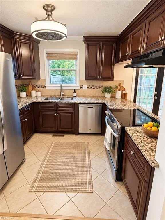 201 Wynn St - Photo 5 of 10