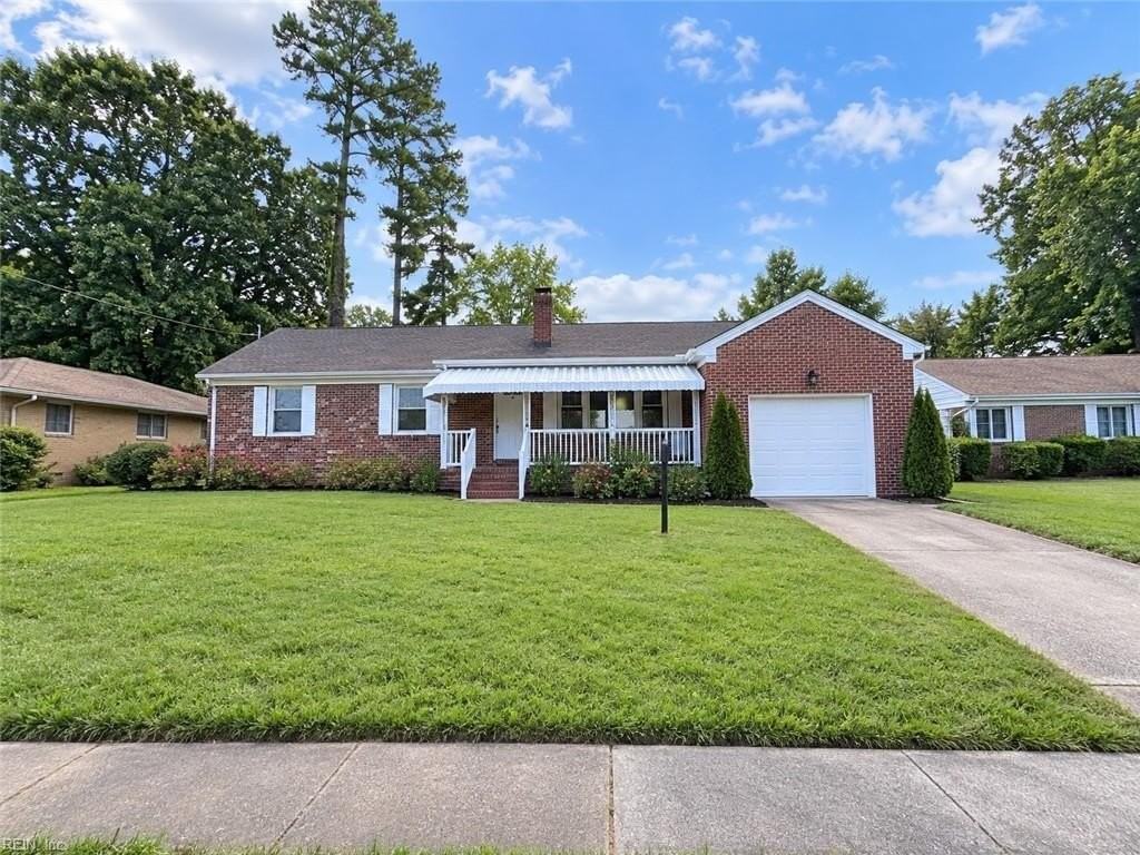 609 Charlton Dr