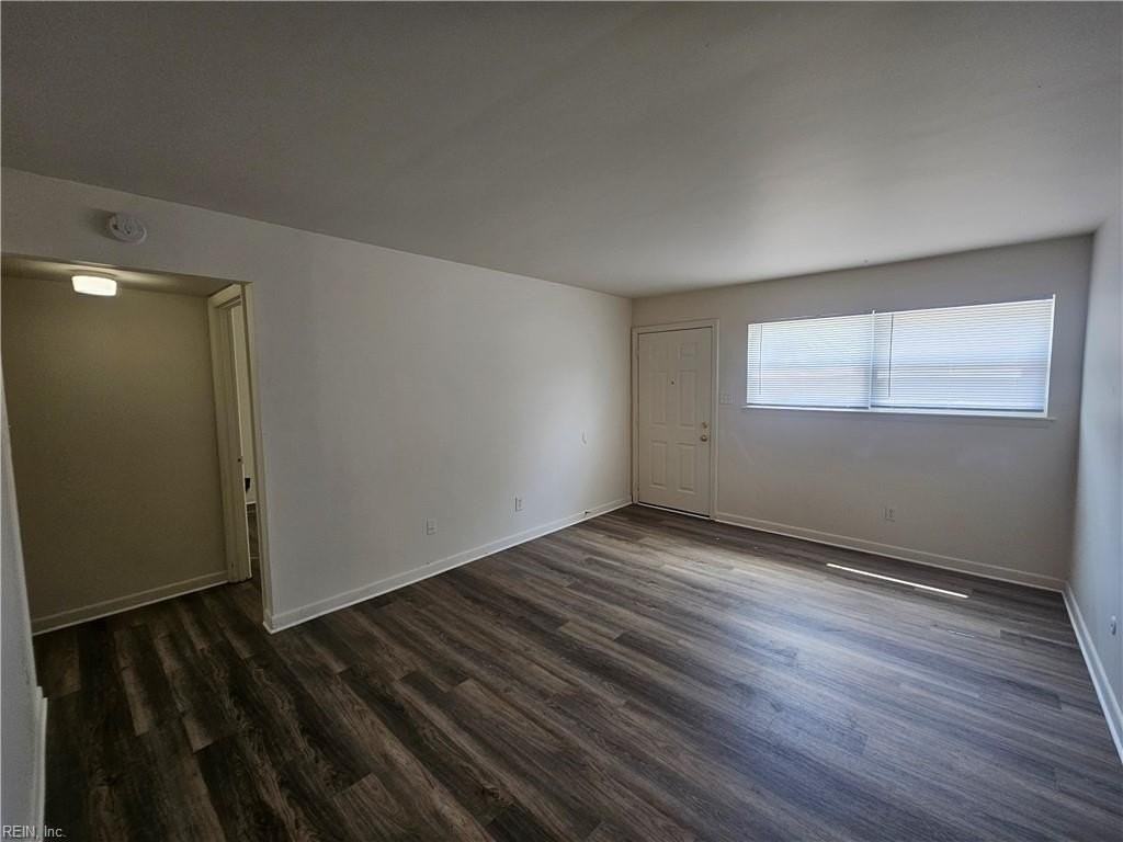 2231 Pine Shore Ct - Photo 3 of 6