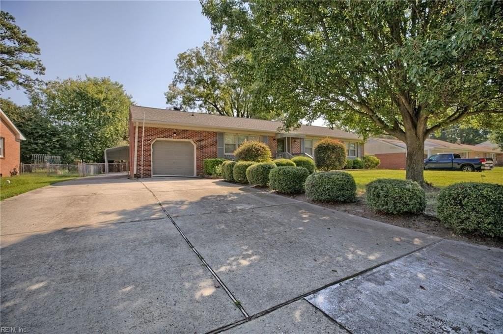 508 Spinnaker Rd - Photo 3 of 25