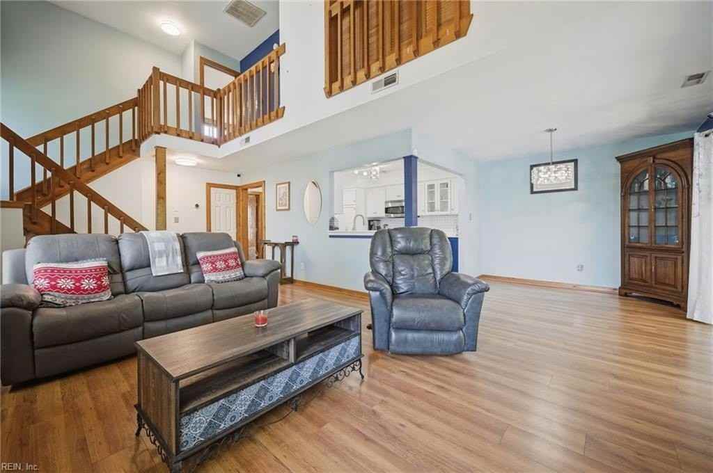 245 Misty Point Ln - Photo 7 of 38
