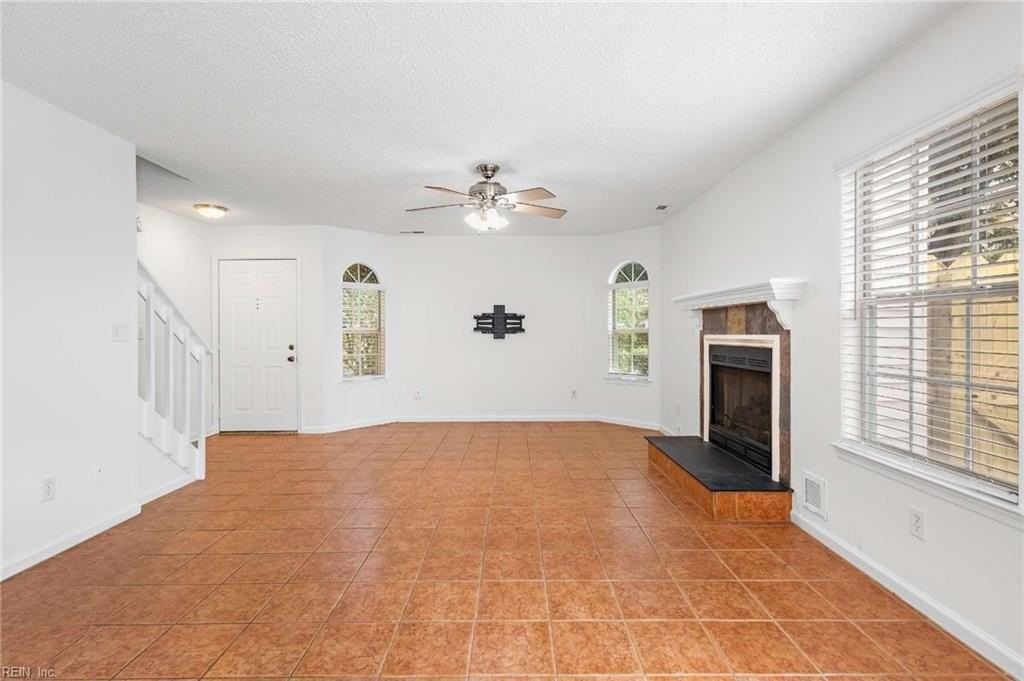 4829 Shallowford Cir - Photo 4 of 10