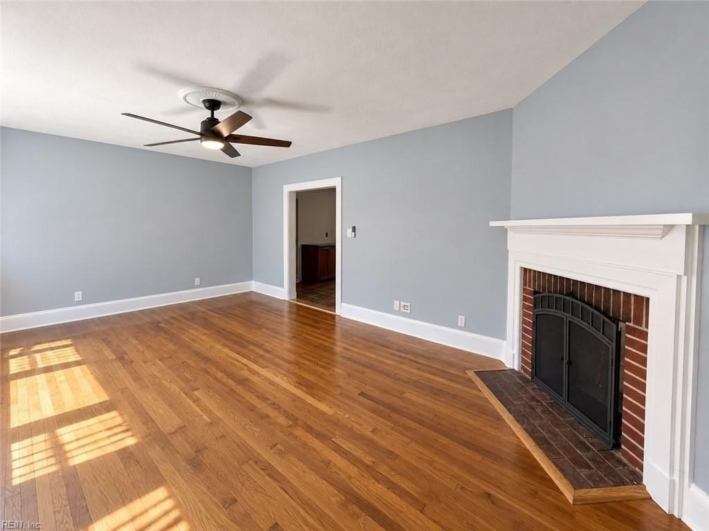 410 Burleigh Ave - Photo 2 of 13