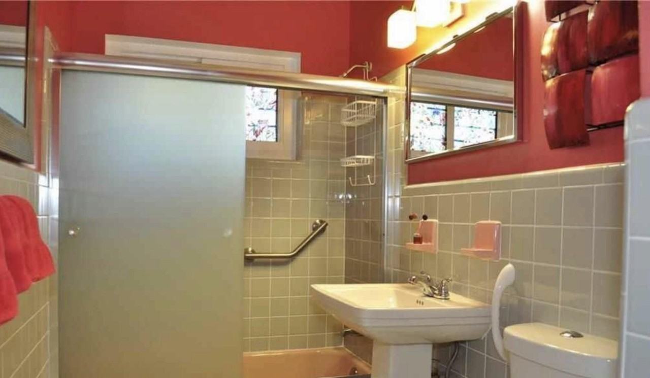 4430 Seagrape Dr #1 - Photo 6 of 11