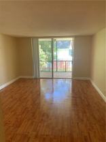 3650 Inverrary Dr #2G - Photo 1 of 1
