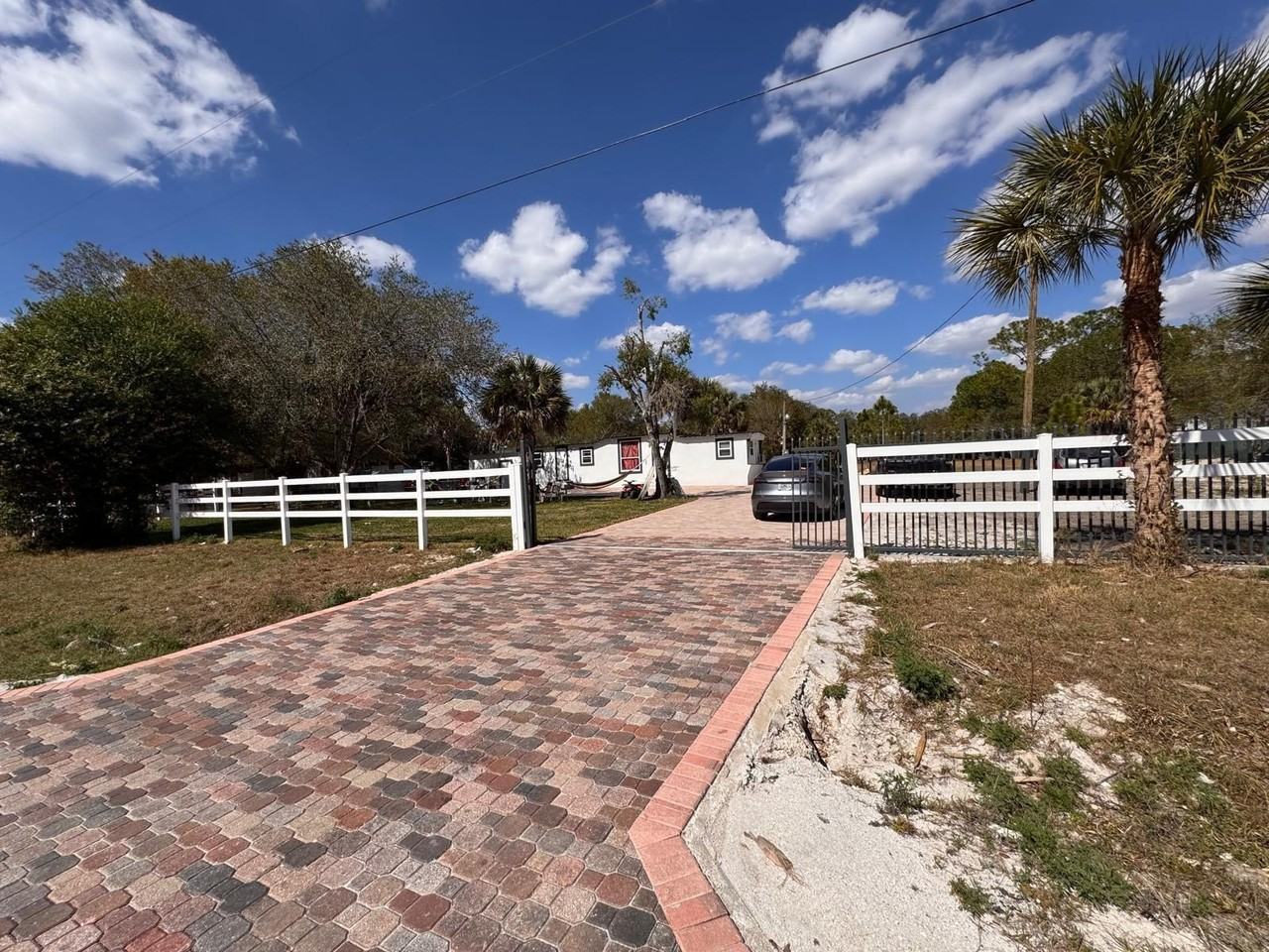 357 Hunting Club Ave - Photo 3 of 42