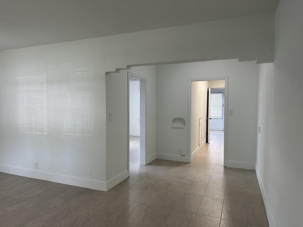 1018 Ne 3rd St #1018 - Photo 2 of 18