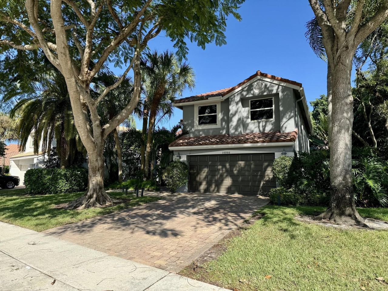 10366 Buena Ventura Dr - Photo 2 of 50