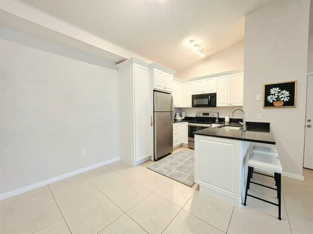 911 Lyons Rd #2204 - Photo 3 of 27