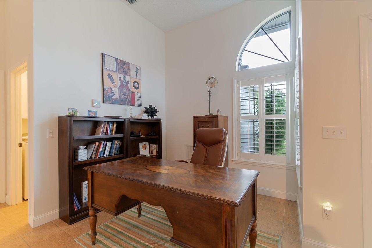 1487 Windship Cir - Photo 3 of 24
