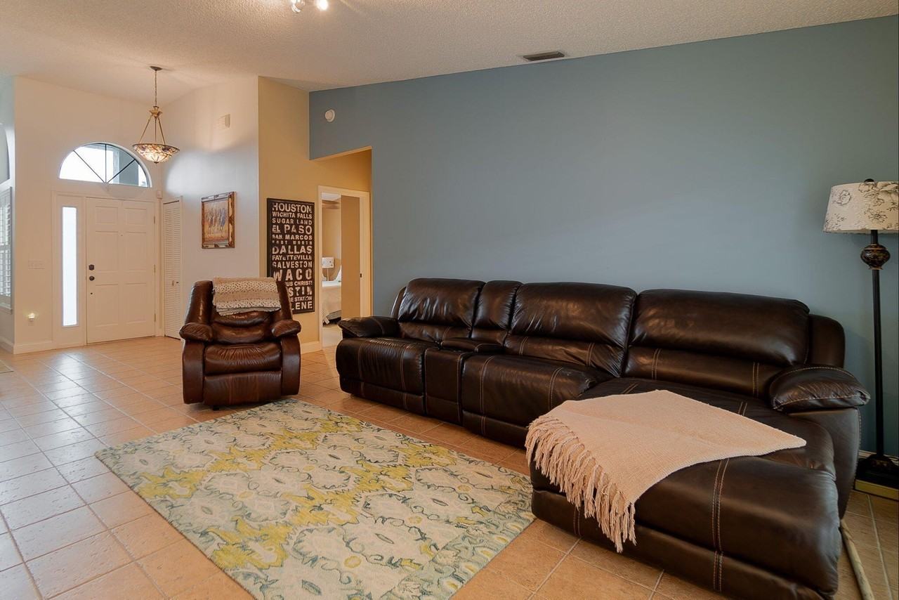 1487 Windship Cir - Photo 6 of 24