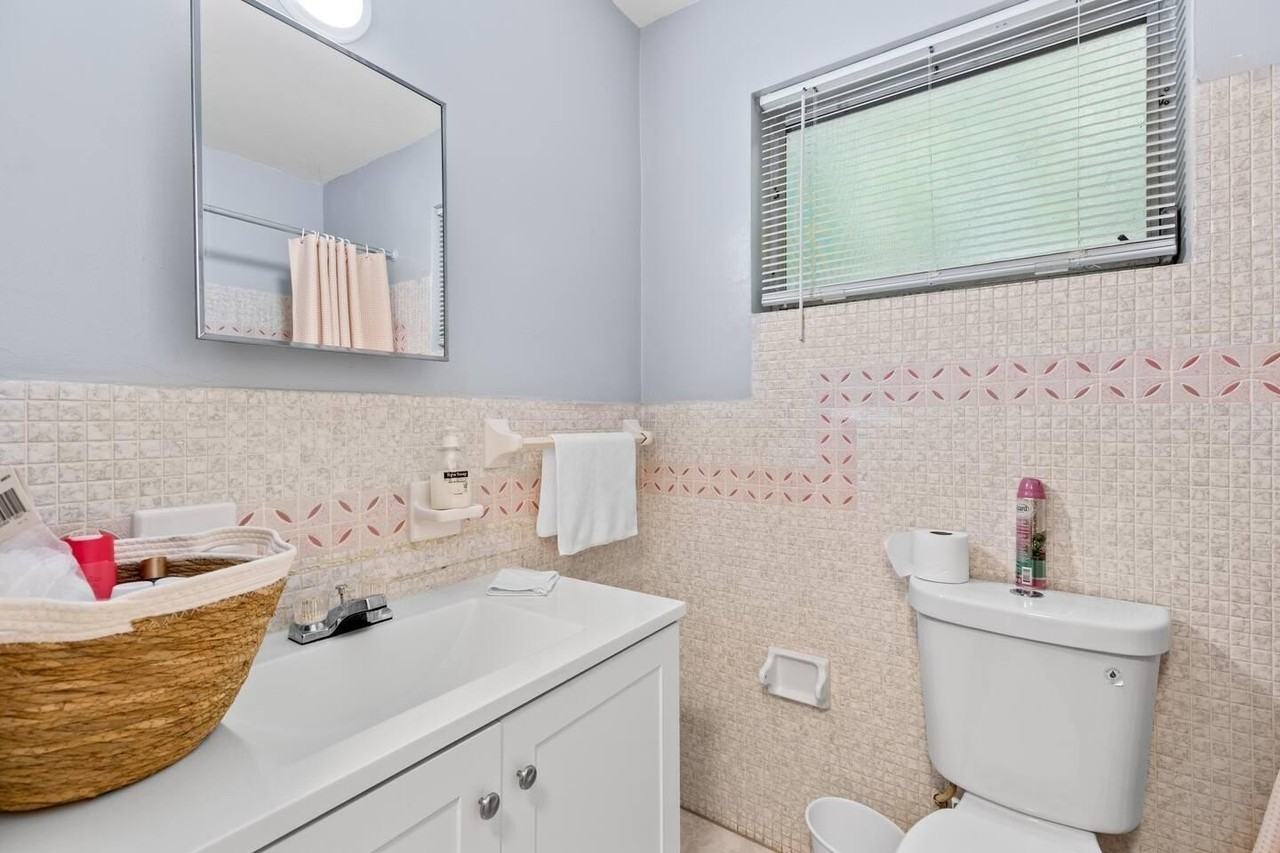 1826 Sherman St #6 - Photo 3 of 6