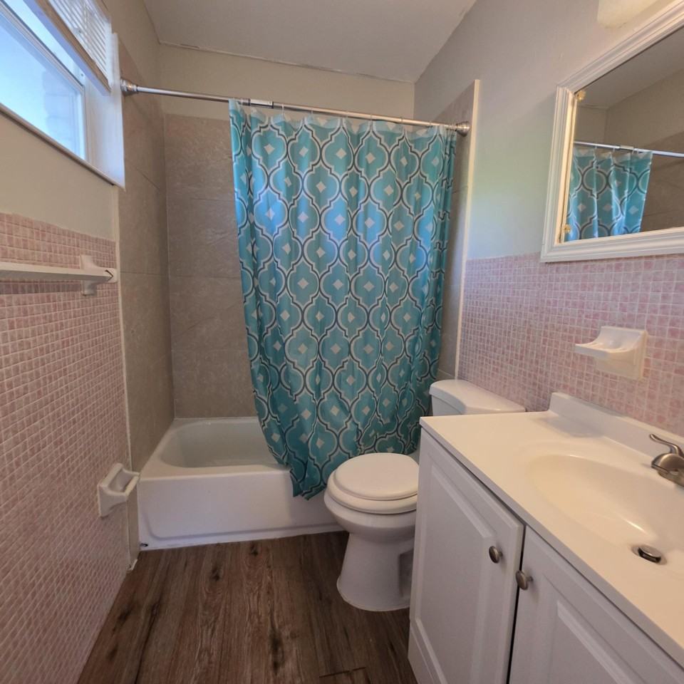 1826 Sherman St #16 - Photo 3 of 3